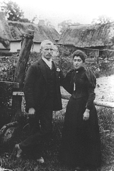 A Thorpe Acre couple in the 1920's